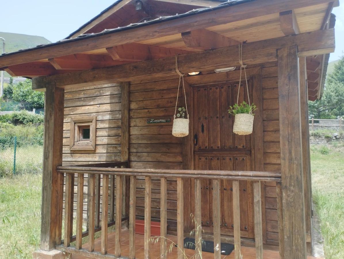 Camping La Zarapica - Palacios Del Sil Exteriör bild