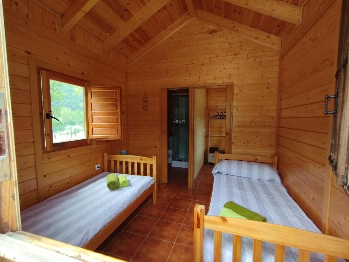 Camping La Zarapica - Palacios Del Sil Exteriör bild